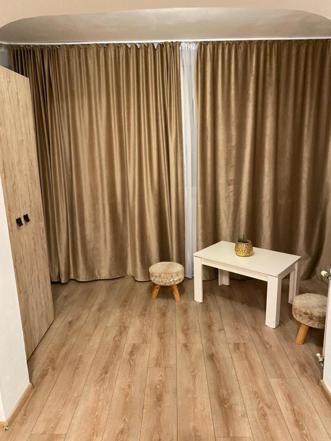 Aparthotel Brasov Exterior photo